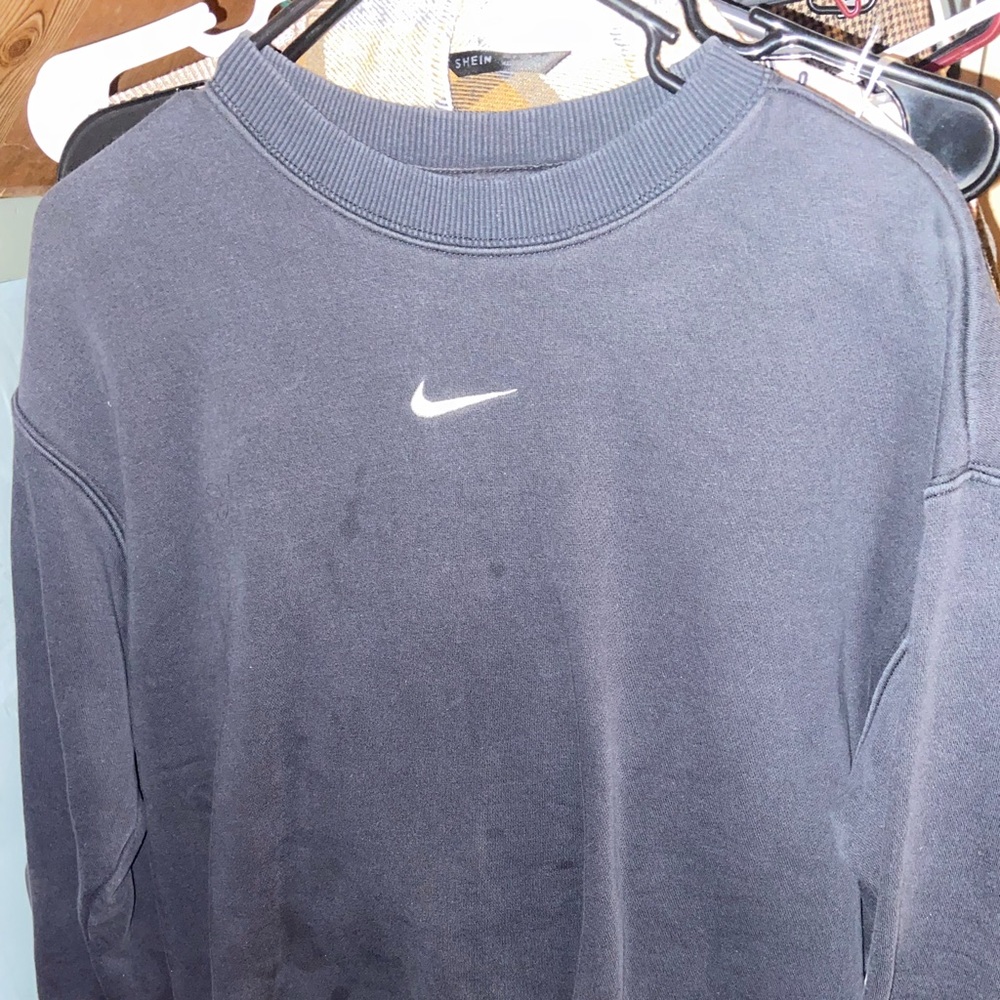 Nike Men's Dark Gray Crewneck Sweater